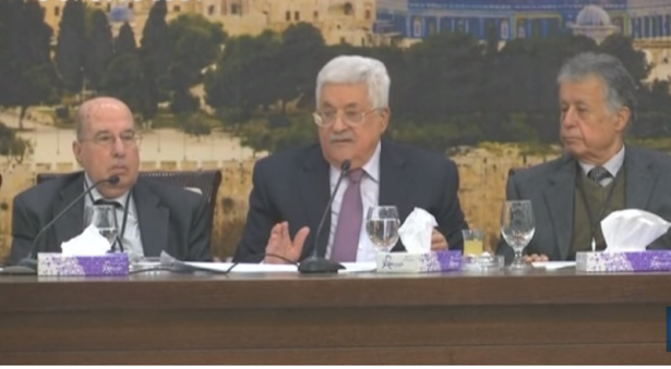 الإعلام العبري يعنون خطاب الرئيس عباس بعبارة 