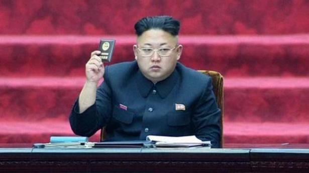 زعيم كوريا الشمالية يحذر واشنطن: الزرّ النووي على مكتبي