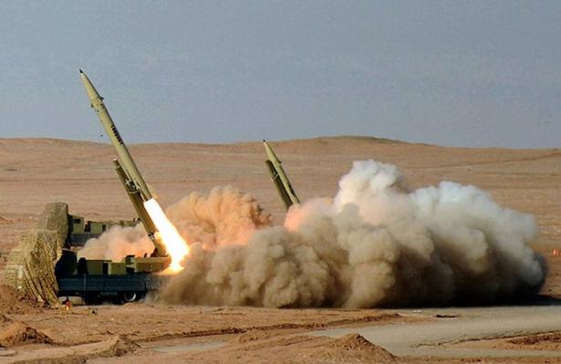 السعودية تعترض صاروخا حوثيا في سماء نجران