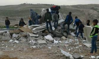 رغم قرار العليا بمنع الهدم:  هدم صفوف دراسية بتجمع أبو النوّار البدوي شرق القدس