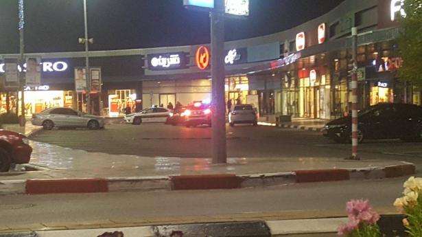 الناصرة: اصابة شخص باطلاق نار في مجمع دوج