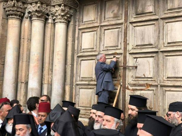 اغلاق كنيسة القيامة احتجاجا على فرض الضرائب على الكنائس والأردن يطالب إسرائيل بالتراجع الفوري