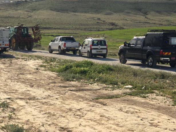 تدمير محاصيل زراعية لقرية سعوة في النقب من قبل الجرافات الاسرائيلية