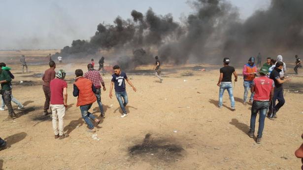 قطاع غزة: اكثر من 300 اصابة في الجمعة الثالثة لمسيرة العودة