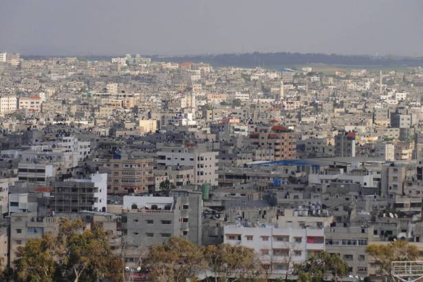 دعوات إسرائيلية لنقل إدارة غزة لمصر