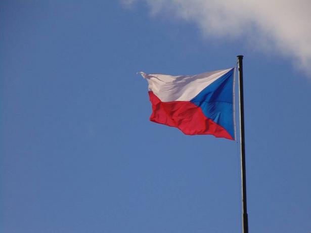 رئيس التشيك يعلن نقل سفارة بلاده إلى القدس وهولندا تعلن رفضها