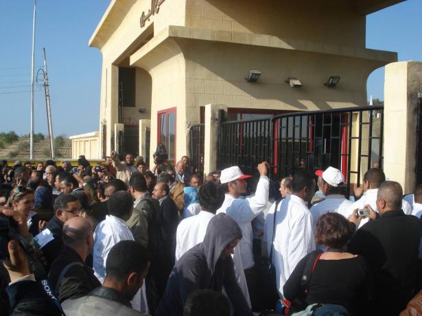 مصر تقرر فتح معبر رفح طوال شهر رمضان