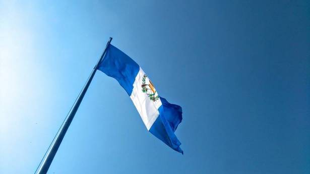 غواتيمالا بدأت بتنفيذ المراحل الأولى لنقل سفارتها إلى القدس
