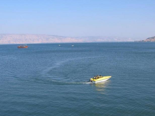 الشرطة : احذروا حوادث الغرق خاصة في بحيرة طبريا خلال عيد الفطر