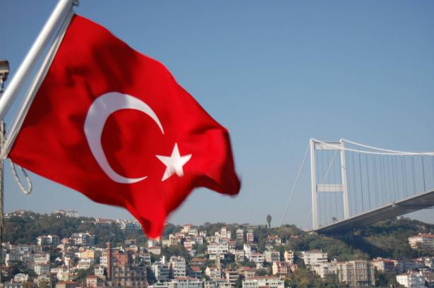 انطلاق الانتخابات التركية واختبار حاسم لاردوغان