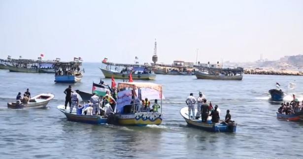سفينة كسر الحصار 2 تغادر ميناء غزة