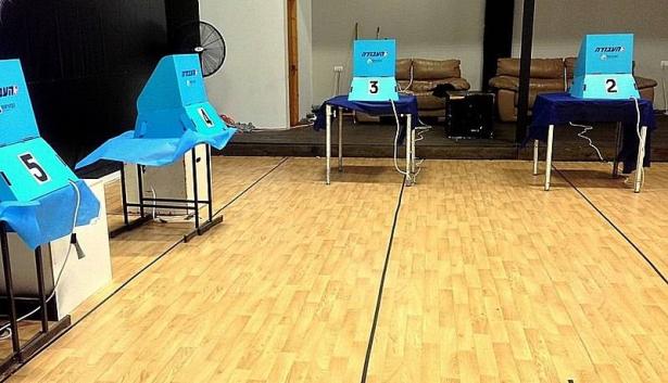 الداخلية تقرر نصب كاميرات مراقبة في غرف صناديق الاقتراع في الانتخابات