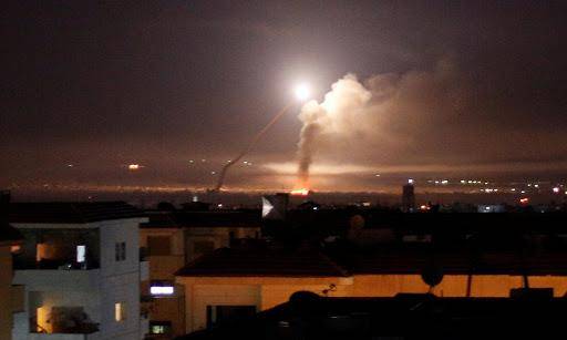 الدفاعات الجوية السورية تتصدى لهجوم إسرائيلي وتصيب إحدى طائراته