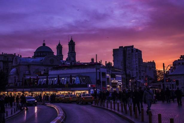 رحلة سياحية الى اسطنبول