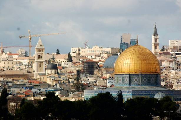 تهويد مدينة القدس وآليات المواجهه