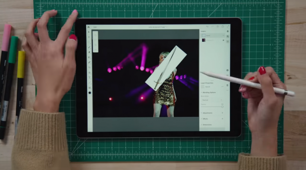 أدوبي تطلق نسخة فوتوشوب متكاملة مخصصة لأجهزة آيباد.. فيديو