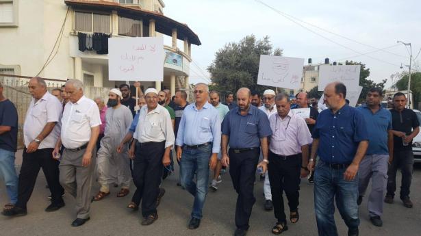 جلجوليه: المئات يستصرخون ضد العنف المتفشي في القرية