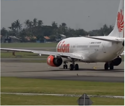 سقوط طائرة ركاب إندونيسية تقل 188 شخصا