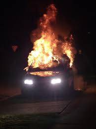 جت: احراق سيارة وإلحاق أضرار جسيمة