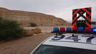 اغلاق مقطع بشارع 90 بسبب فيضان