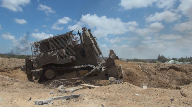 اصابة جنديين اسرائيليين في حادث انقلاب آلية عسكرية