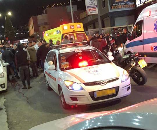 دير الاسد: اصابة شابين باطلاق نار بمدخل البلدة وحالتهما خطيرة