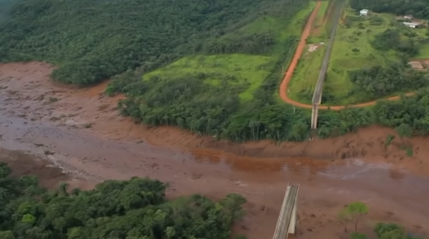 ارتفاع حصيلة انهيار سد في البرازيل إلى 150 قتيلا