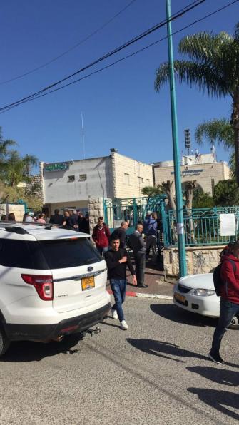 تصعيد خطير للعنف بطرعان: العثور على قنبلة في المجلس المحلي واعلان اضراب ومظاهرة