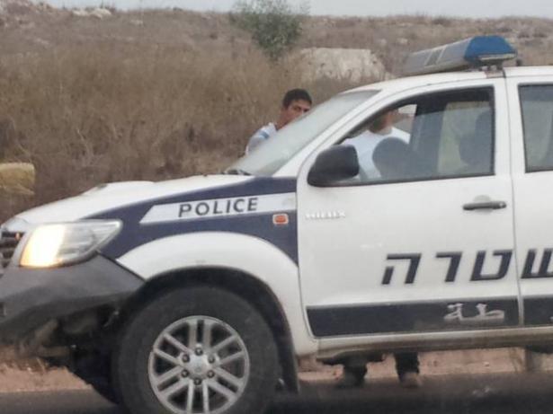 سخنين فجر اليوم: ملثمون يسطون على مخبز ويسرقون مئات الشواكل
