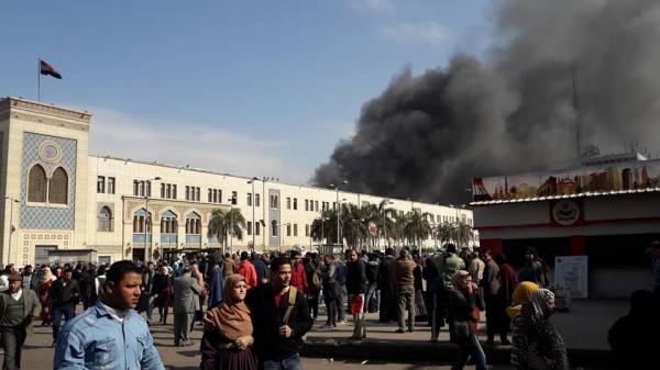 مصرع 24 شخصاً بحريق في محطة القطارات المركزية بالقاهرة