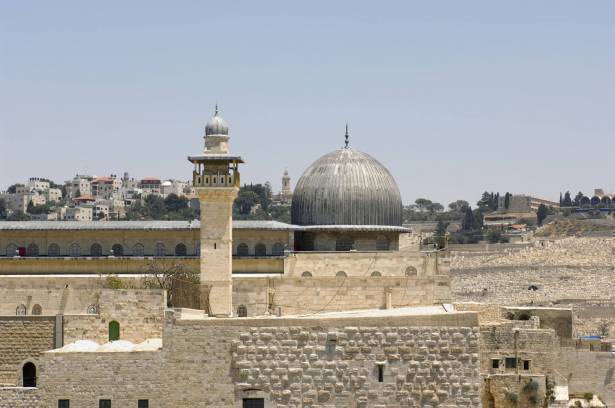 تحت هذه الشروط سيسمح للفلسطينيين زيارة المسجد الأقصى خلال شهر رمضان