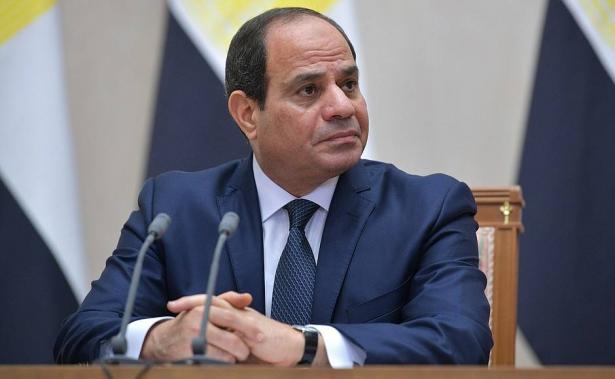 ماذا ينتظر مصر بعد الموافقة على التعديلات الدستورية التي تقضي ببقاء السيسي رئيسًا حتى 2030؟ الشمس تحاور الصحافي علي التواب