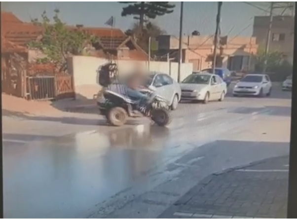 شاهد: سائق تراكتورون من الناصرة يقود بتهور بعكس حركة السير