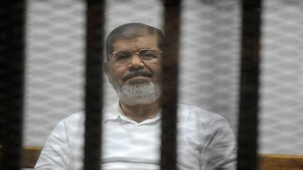 مصر: دفن محمد مرسي في القاهرة فجرًا بحضور أفراد من عائلته فقط والتكتم على خبر الدفن