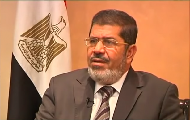 بيومي للشمس: المؤشرات تدعم أن سوء المعاملة التي تعرض لها مرسي أدت الى وفاته