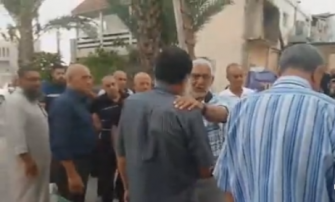 شاهد: عائلة المشتبه بقتل زوجته أمينة فرحات من مجد الكروم تعتذر لعائلتها