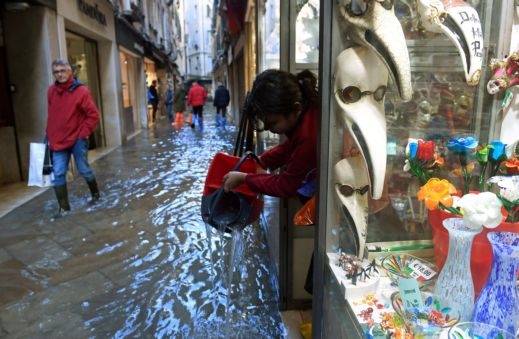 إيطاليا: إعلان حالة الطوارئ بالبندقية بعد غرقها