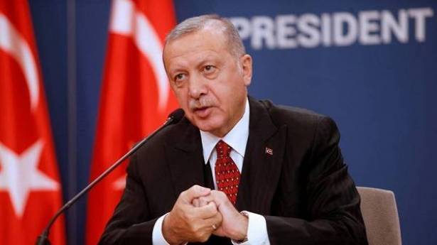 أردوغان يبلغ بنس برفض تركيا وقف الهجوم على سوريا