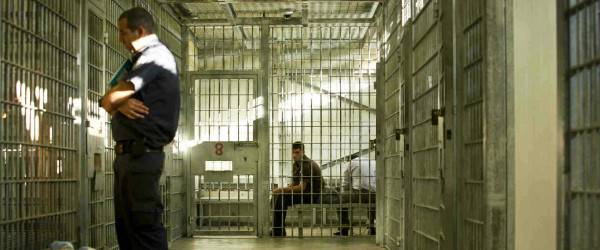 ستة أسرى يواصلون الاضراب المفتوح عن الطعام داخل السجون الإسرائيلية