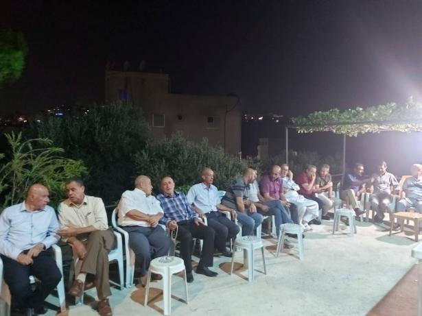 مجلس كفركنا واللجنة الشعبية في زيارة لعائلة الشهيد محمد غالب خمايسي