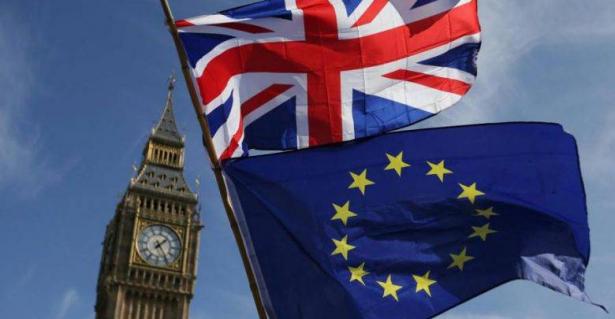 الاتحاد الأوروبي وبريطانيا: العمل على خروج بريطانيا بشكل منظم من التكتل