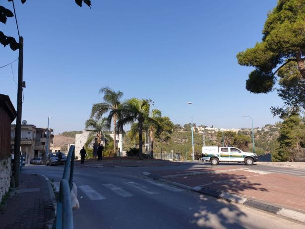 يافة الناصرة: العثور على قنبلة في حي الجبل وقوات معززة من الشرطة تهرع