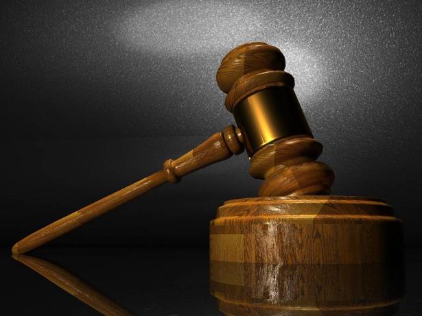 وزارة القضاء تعلن عن القضاة الذين سينظرون في ملفات الفساد ضد بنيامين نتنياهو