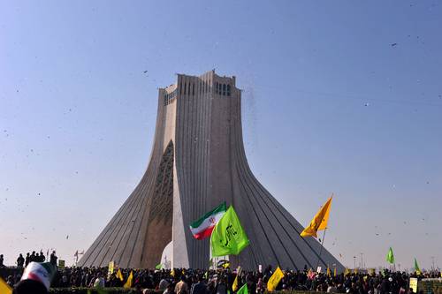 طهران : قرار الولايات المتحدة وضع حد للإعفاءات من العقوبات المفروضة على إيران بشأن برنامجها النووي هو 