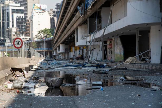 وزارة الخارجية الأمريكية ملتزمة بمساعدة الشعب اللبناني على التعافي من المأساة
