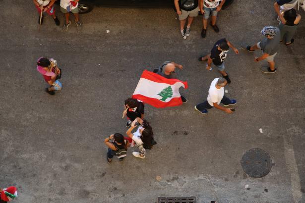 بيروت في مرحلة استيعاب الحدث الجلل: فتح تحقيق جدي ومحاسبة المسؤولين