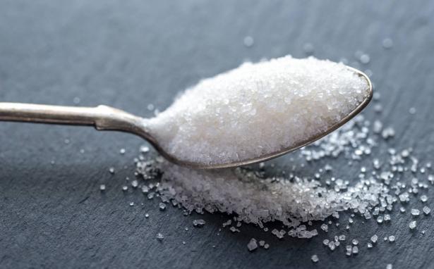 ماذا يحدث لجسمك اذا امتنعت عن تناول السكر؟