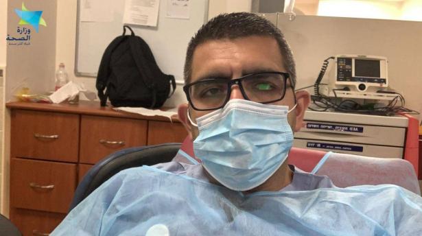 فقد جدته بسبب كورونا ويعتني بجده الذي لا يزال يعاني من الفيروس: فادي سمور يتحدث لإذاعة الشمس