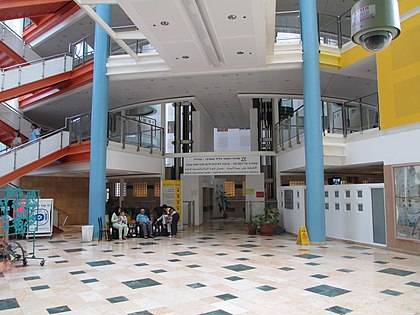 مستشفى الجليل الغربي: وفاة مسنة من أبو سنان ومسن من جولس متأثرين بإصابتهما بفيروس كورونا
