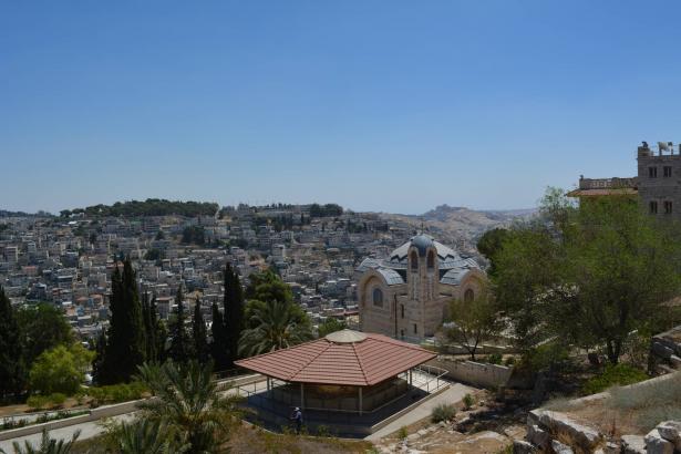 القدس: تدهور خطير يطرأ على الوضع الصحي وارتفاع في عدد الإصابات بفيروس كورونا